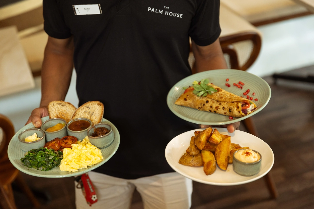 THE PALM HOUSE CAFE & BAR